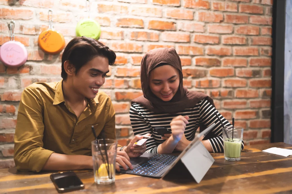 HR Myth #7: “Giving feedback means being too harsh better not say anything."