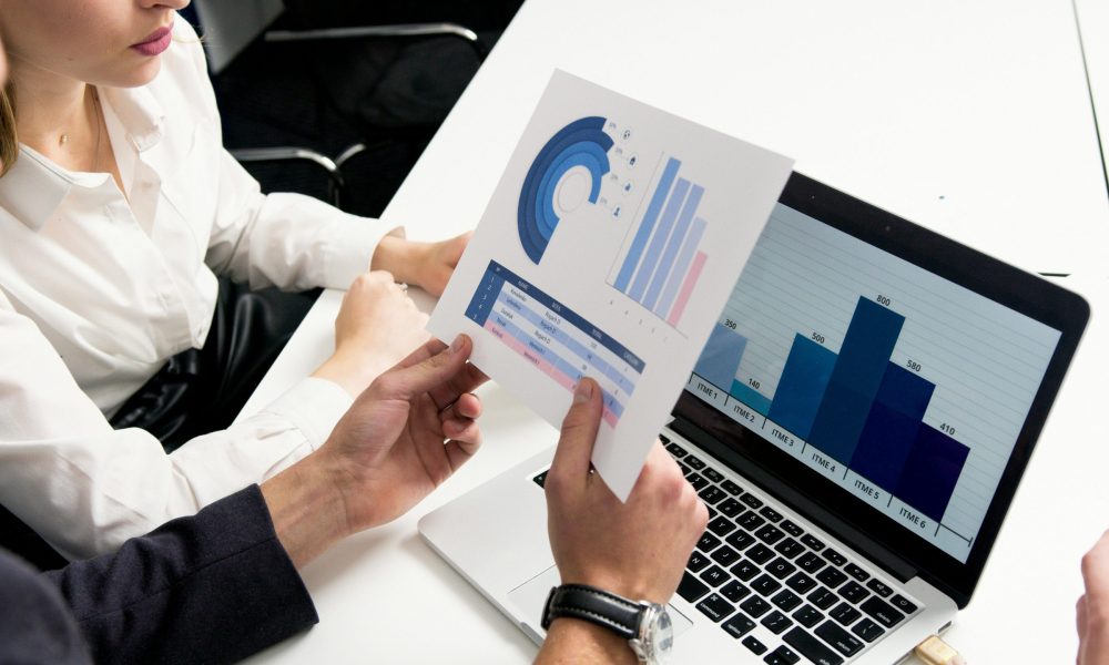 What are some potential legal issues that Small and Medium Enterprises (SMEs) encounter and why is this so?